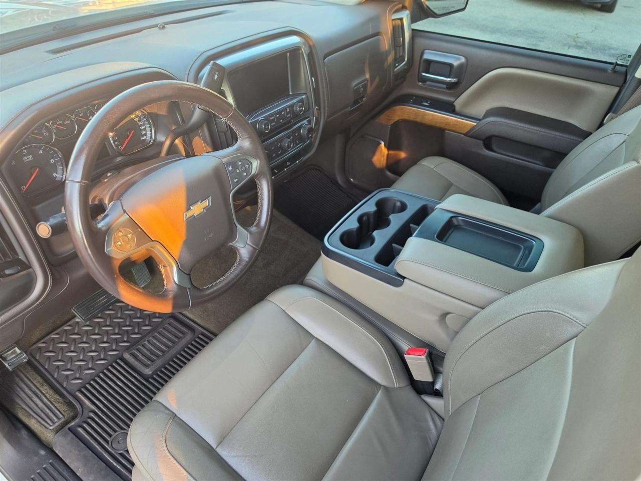 Chevrolet Silverado 1500 LTZ Crew Cab 4WD 2016