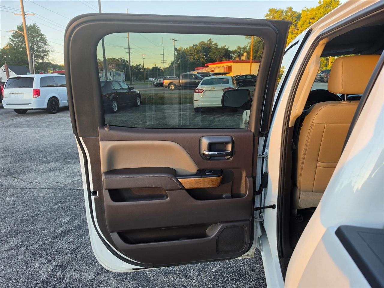 Chevrolet Silverado 1500 LTZ Crew Cab 4WD 2016