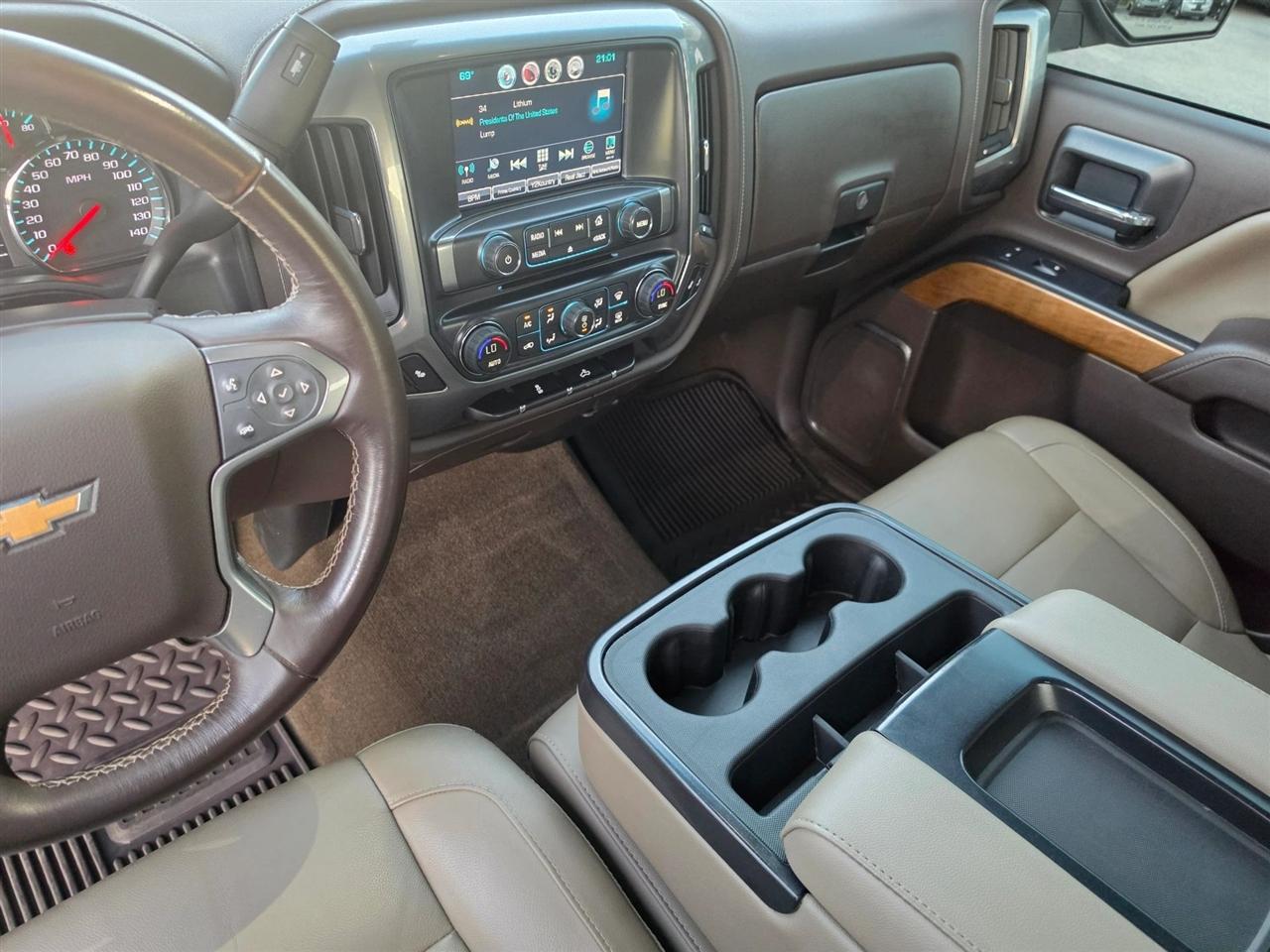 Chevrolet Silverado 1500 LTZ Crew Cab 4WD 2016