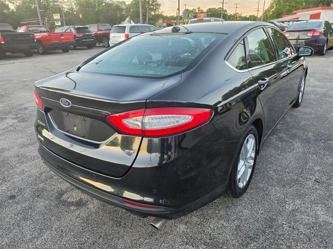 Ford Fusion SE 2013