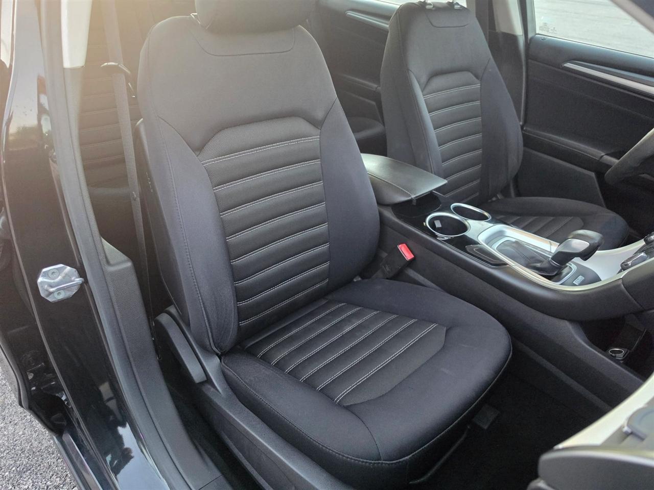 Ford Fusion SE 2013