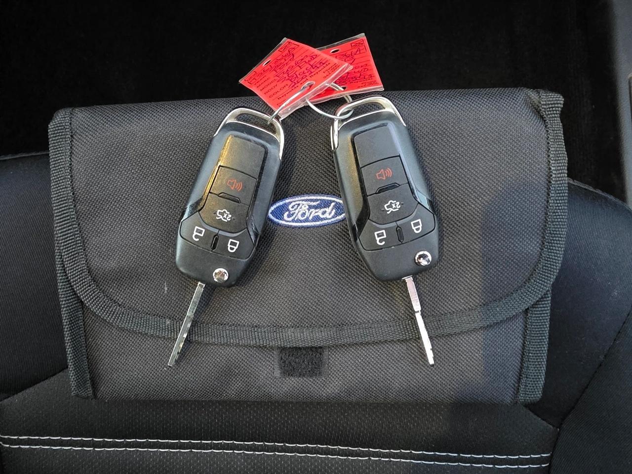 Ford Fusion SE 2013