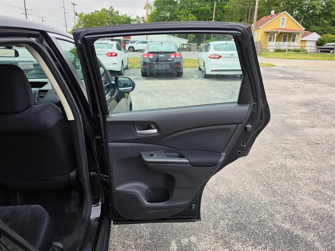Honda CR-V LX 4WD 5-Speed AT 2014