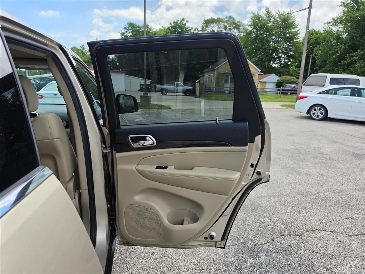 Jeep Grand Cherokee Laredo 4WD 2014