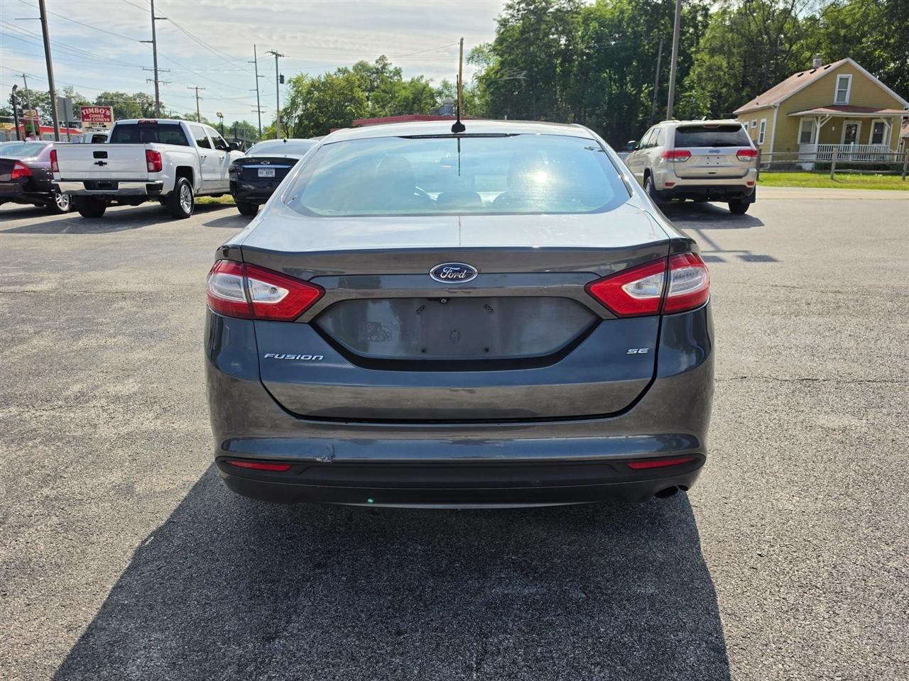 Ford Fusion SE 2015