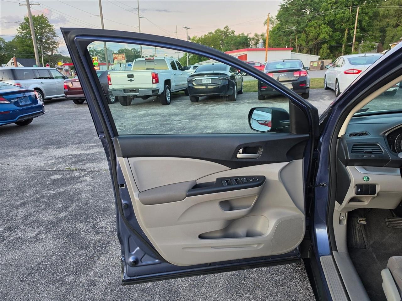 Honda CR-V LX 4WD 5-Speed AT 2013