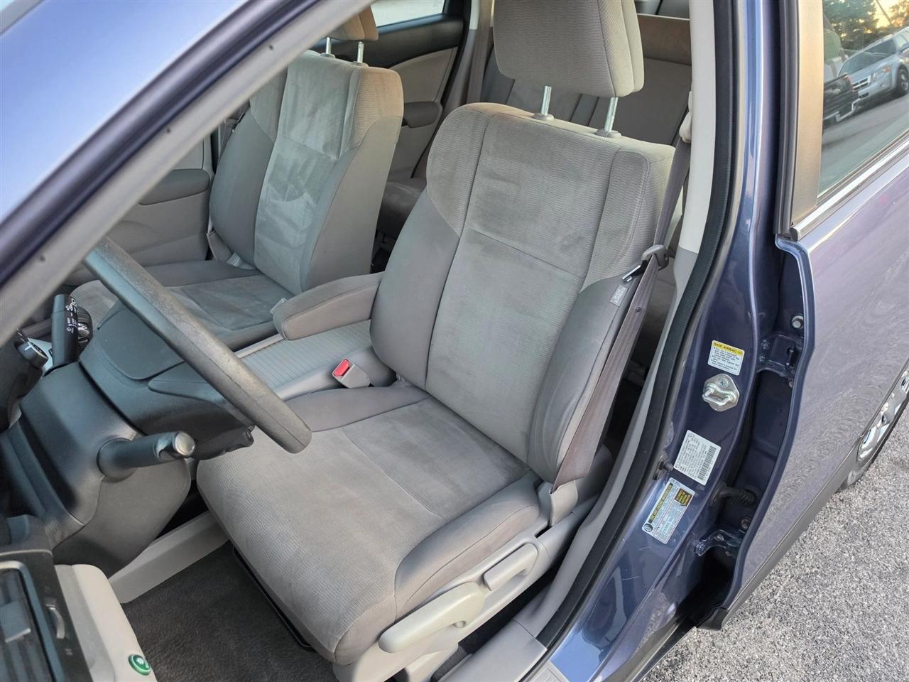 Honda CR-V LX 4WD 5-Speed AT 2013