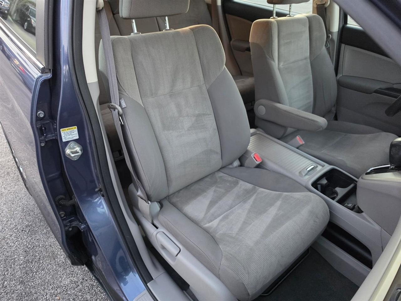 Honda CR-V LX 4WD 5-Speed AT 2013