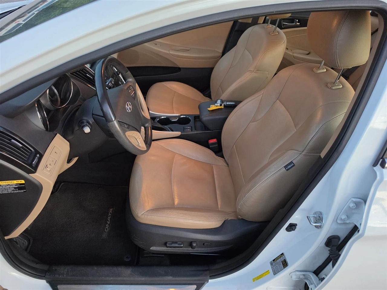 Hyundai Sonata Limited Auto 2013