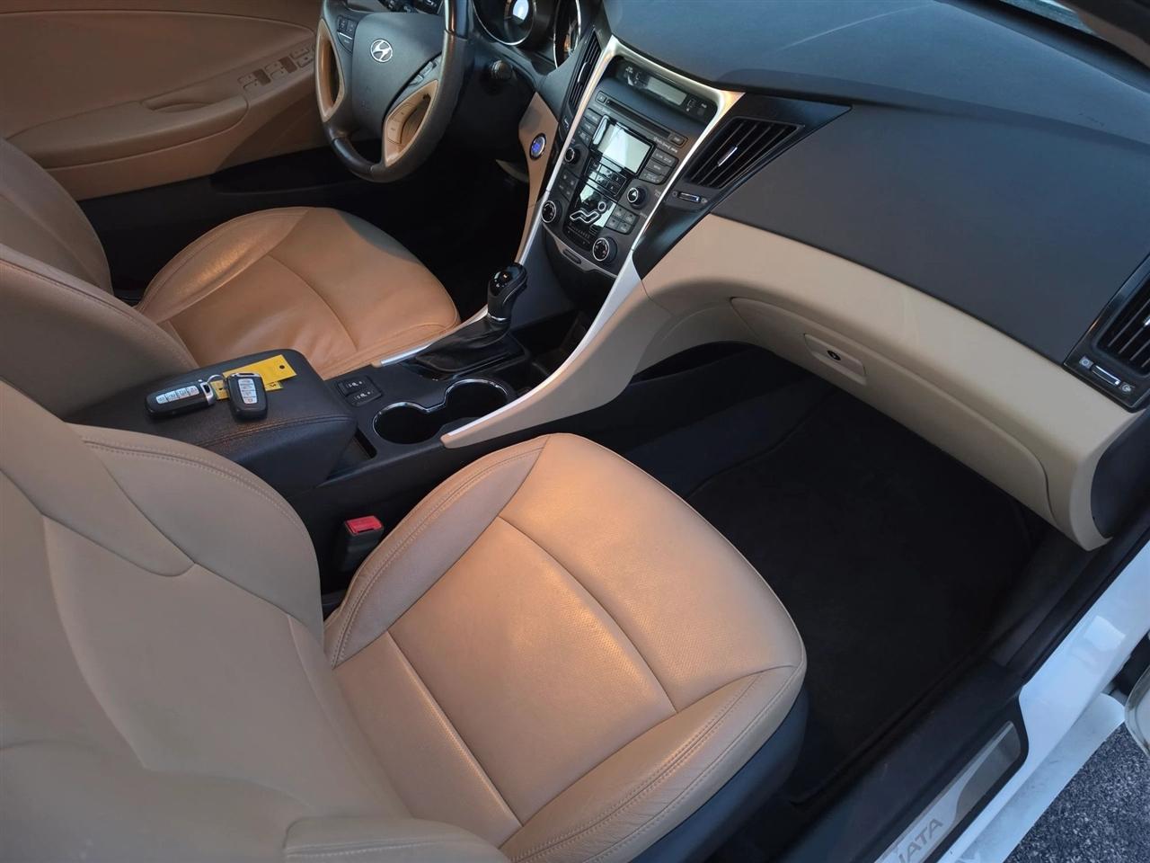 Hyundai Sonata Limited Auto 2013
