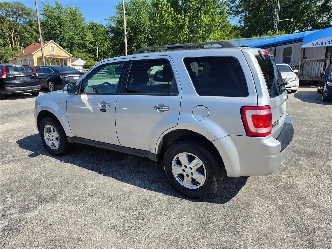 Ford Escape XLT FWD 2012