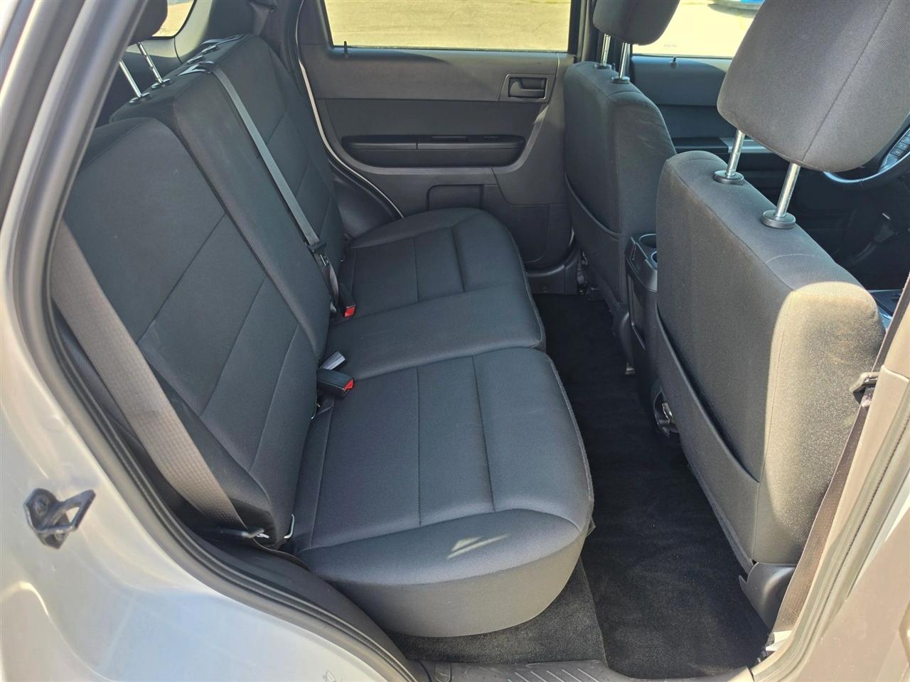 Ford Escape XLT FWD 2012