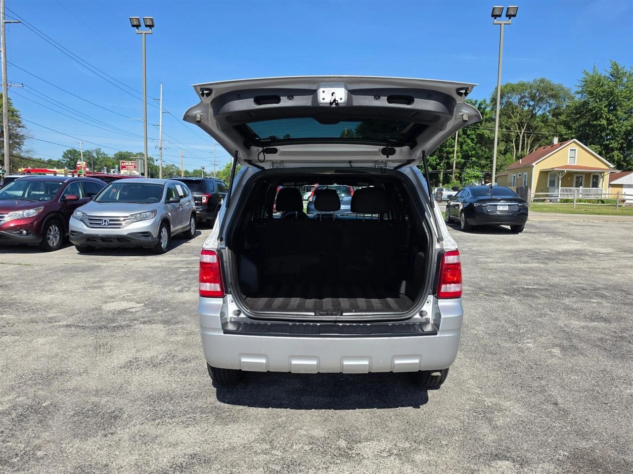 Ford Escape XLT FWD 2012