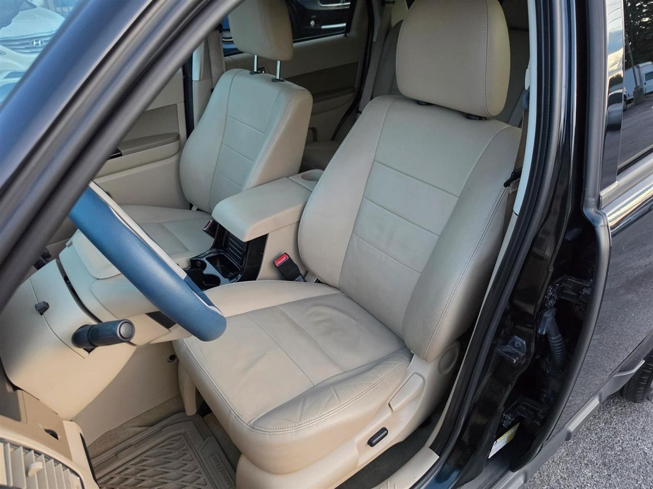 Ford Escape Limited FWD 2011