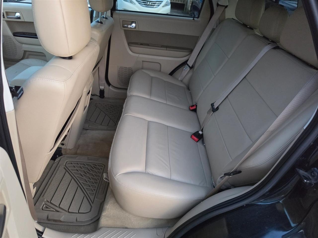 Ford Escape Limited FWD 2011