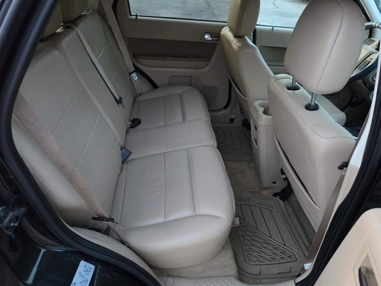 Ford Escape Limited FWD 2011