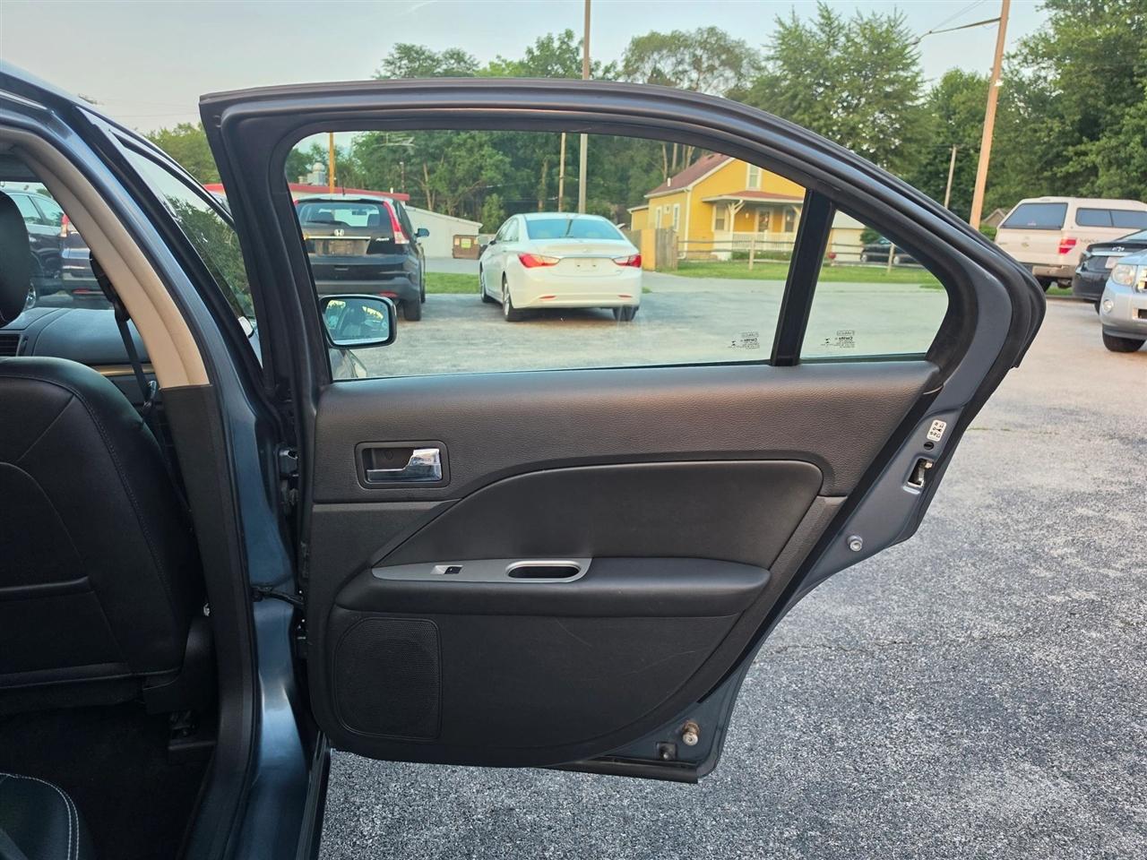 Ford Fusion SEL 2012