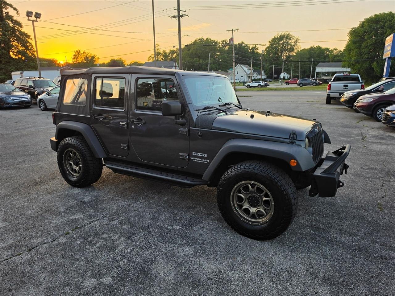 Jeep Wrangler Unlimited Sport 4WD 2017