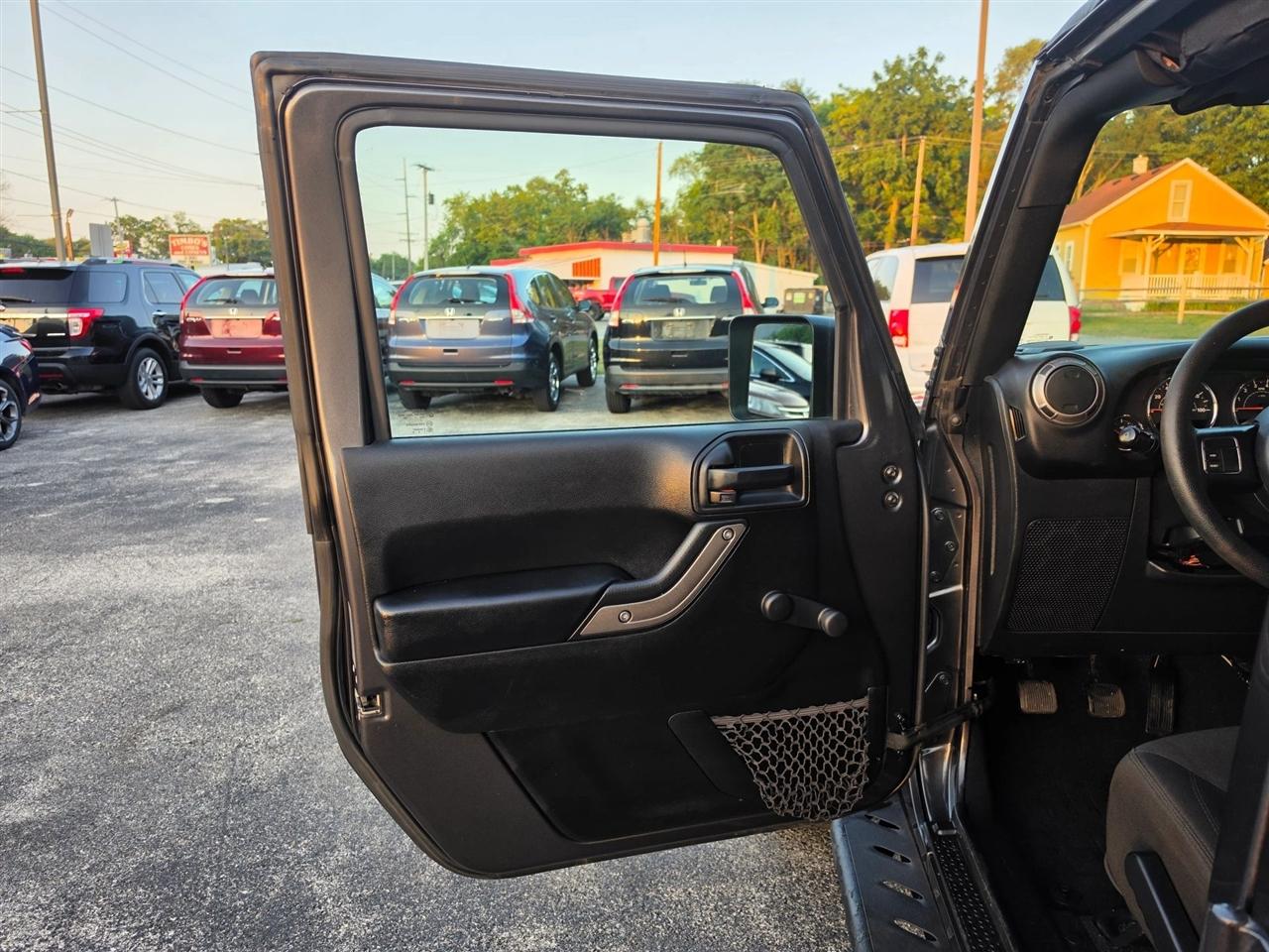 Jeep Wrangler Unlimited Sport 4WD 2017