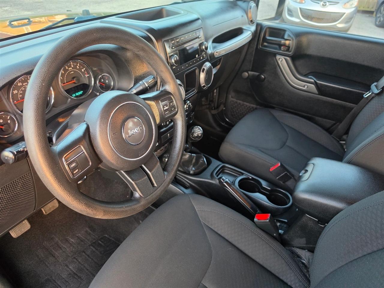 Jeep Wrangler Unlimited Sport 4WD 2017