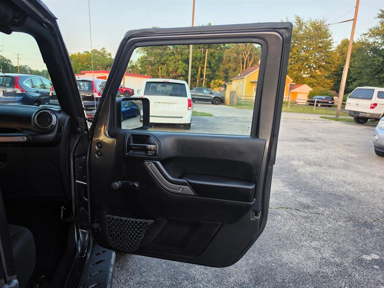 Jeep Wrangler Unlimited Sport 4WD 2017