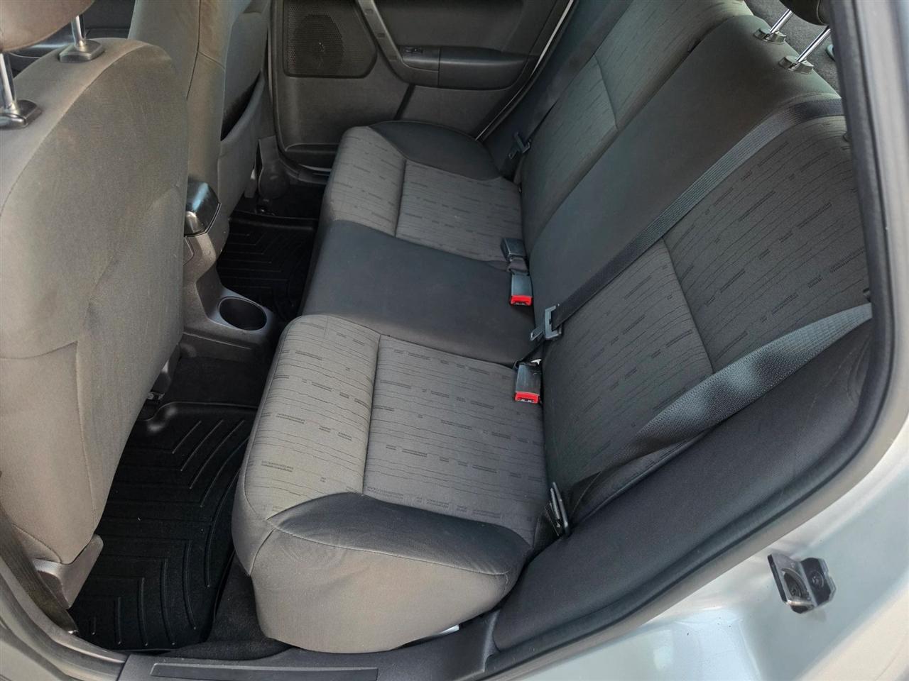 Ford Focus SE Sedan 2010