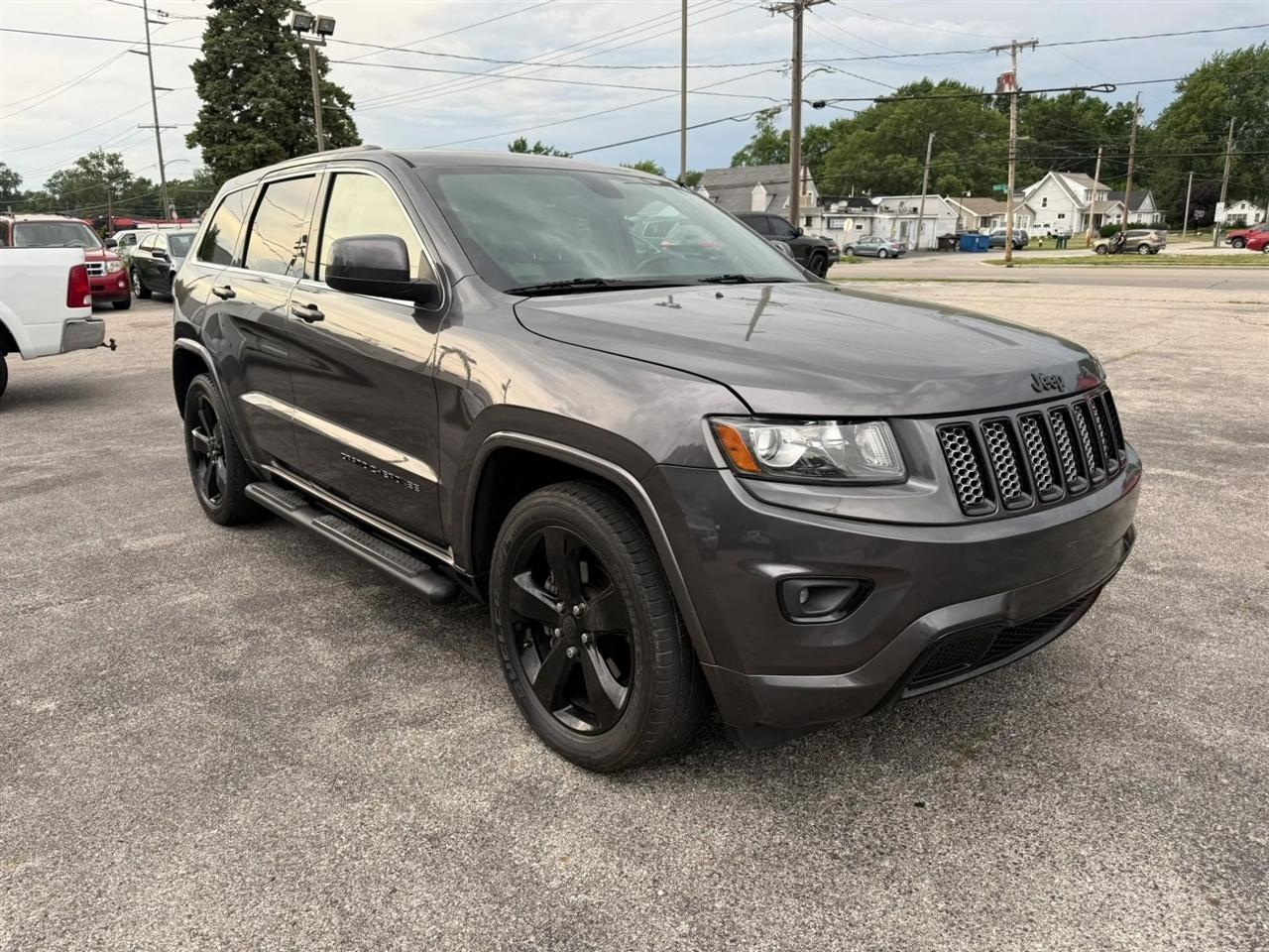 Jeep Grand Cherokee Laredo 2WD 2015