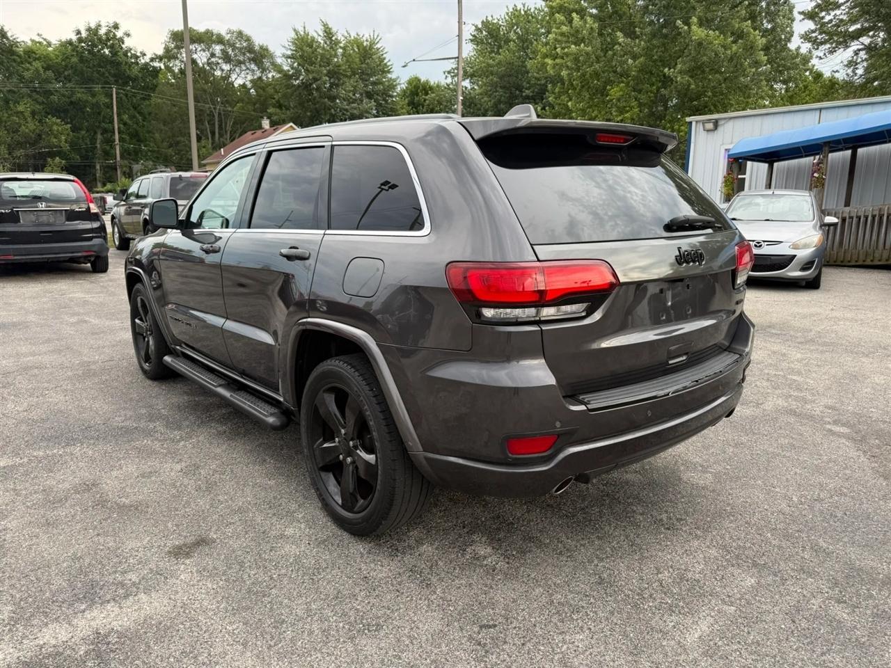 Jeep Grand Cherokee Laredo 2WD 2015