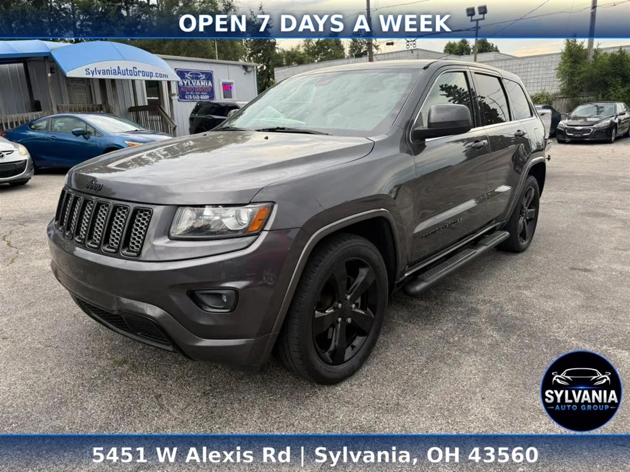 Jeep Grand Cherokee Laredo 2WD 2015