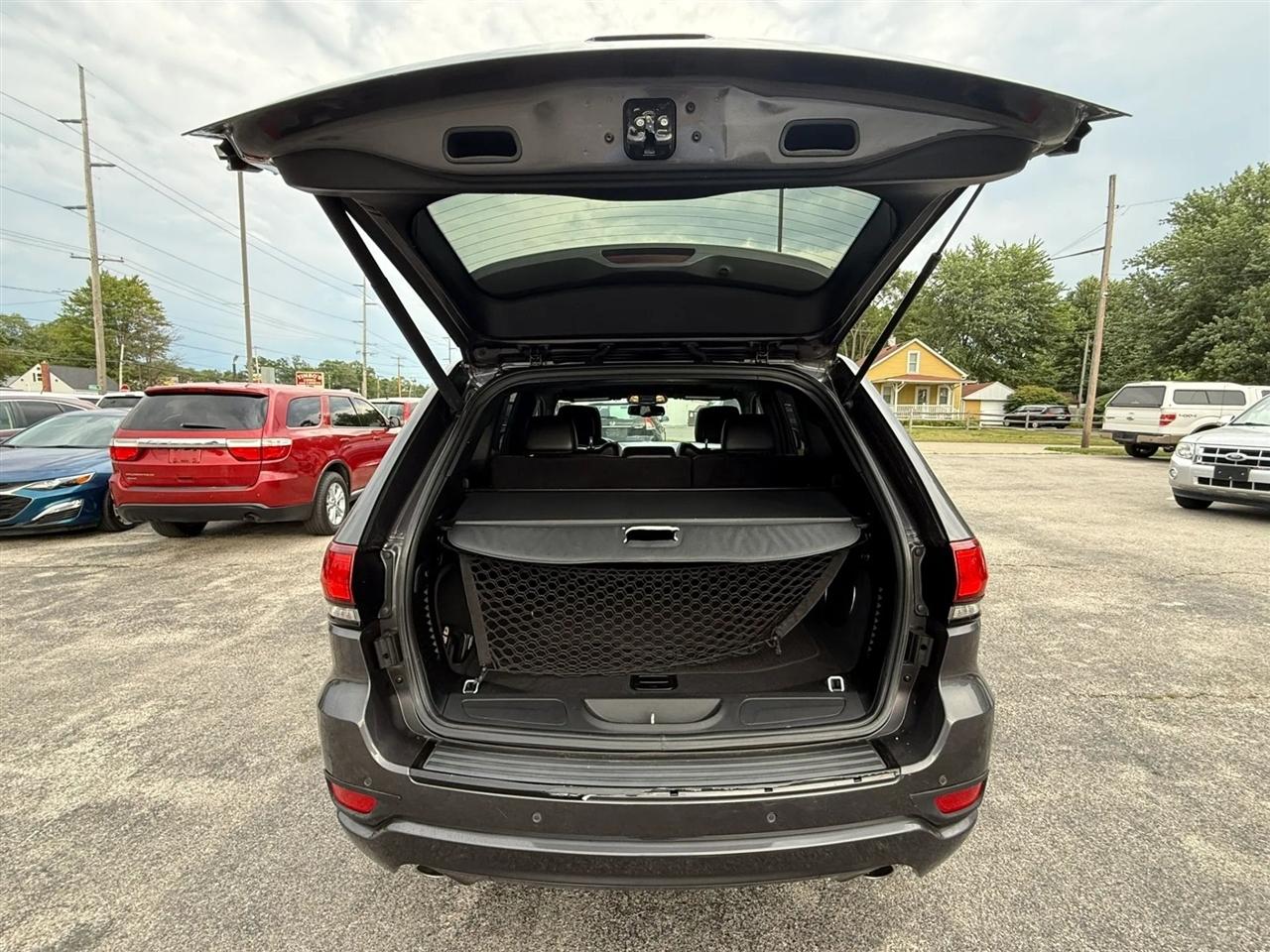 Jeep Grand Cherokee Laredo 2WD 2015