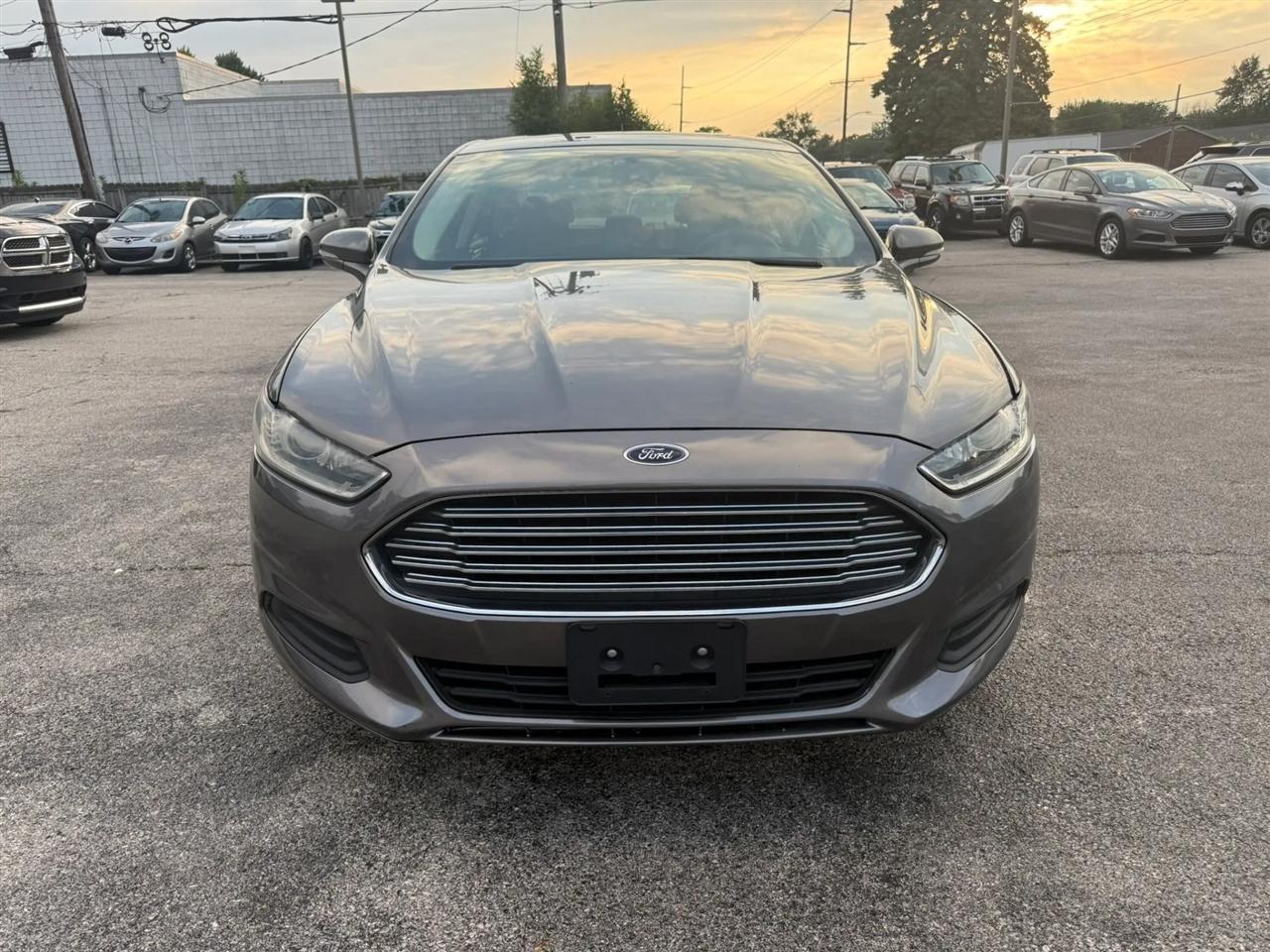 Ford Fusion SE 2014