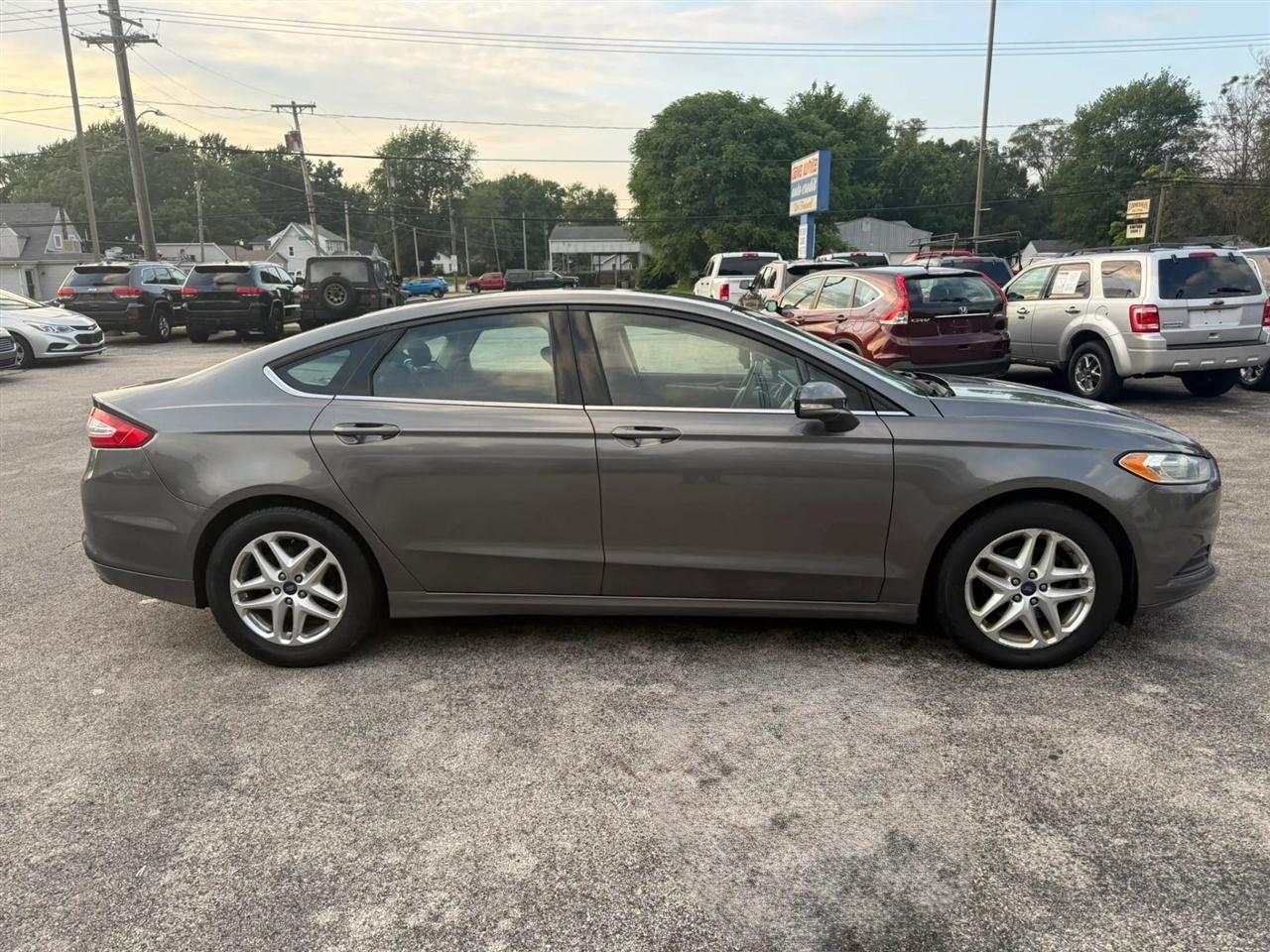 Ford Fusion SE 2014