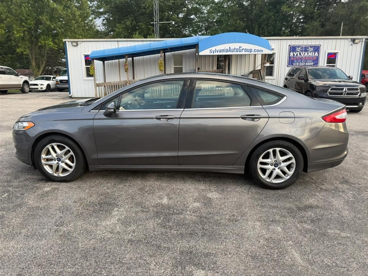 Ford Fusion SE 2014