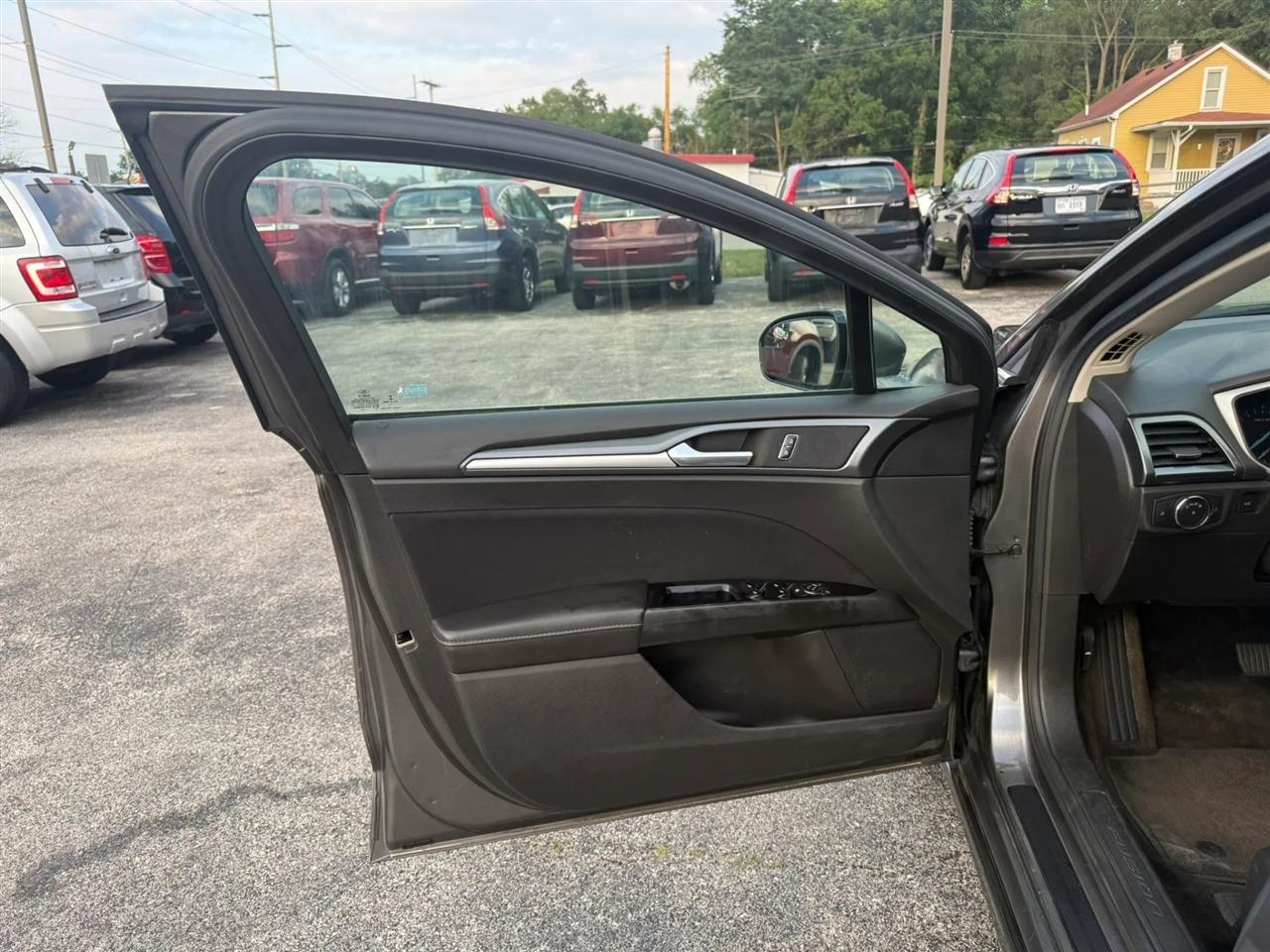 Ford Fusion SE 2014