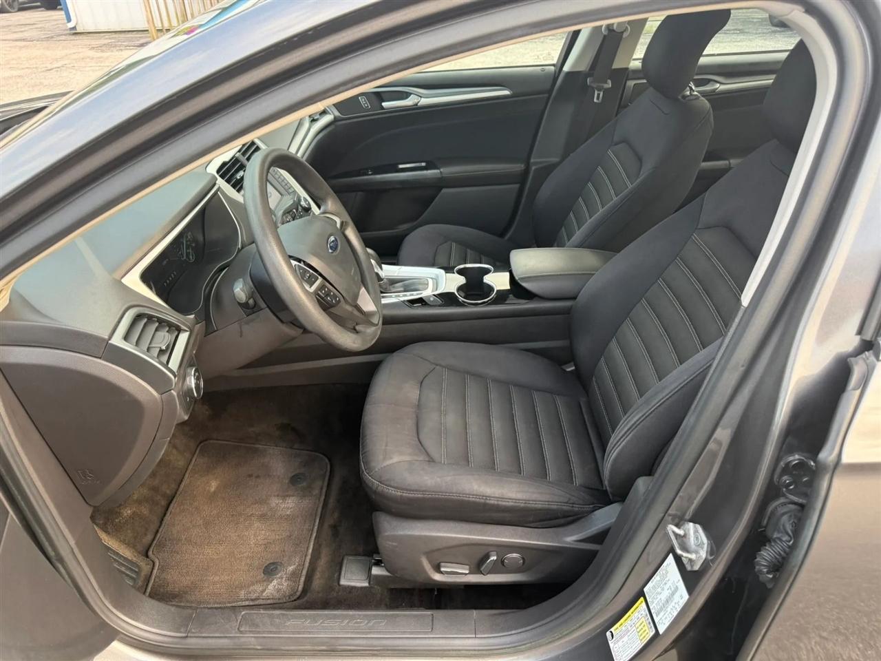 Ford Fusion SE 2014