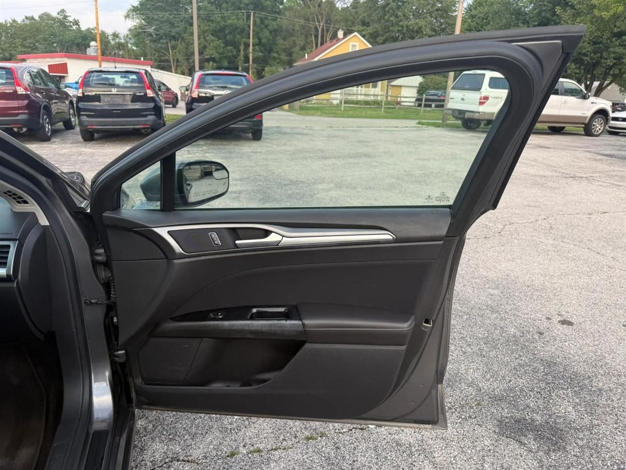 Ford Fusion SE 2014