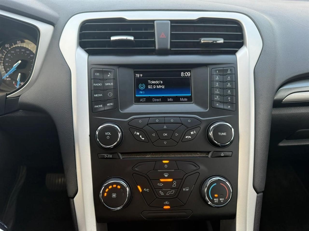 Ford Fusion SE 2014
