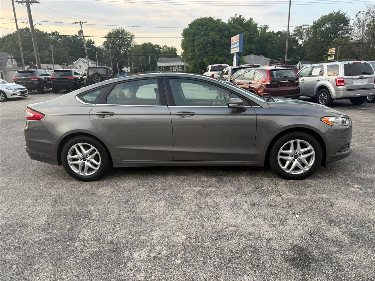 Ford Fusion SE 2014