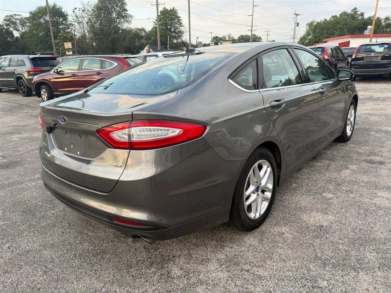 Ford Fusion SE 2014