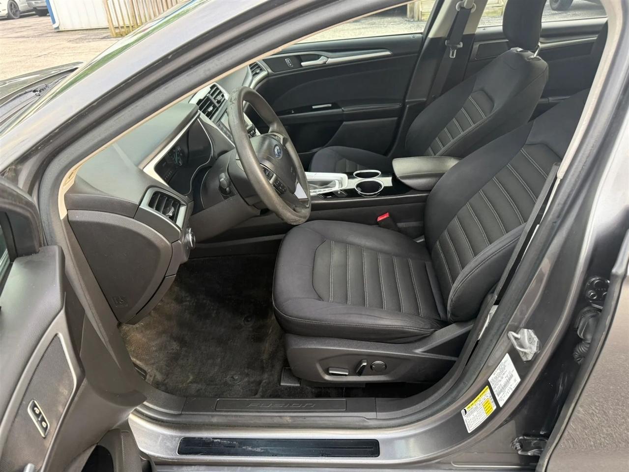 Ford Fusion SE 2014