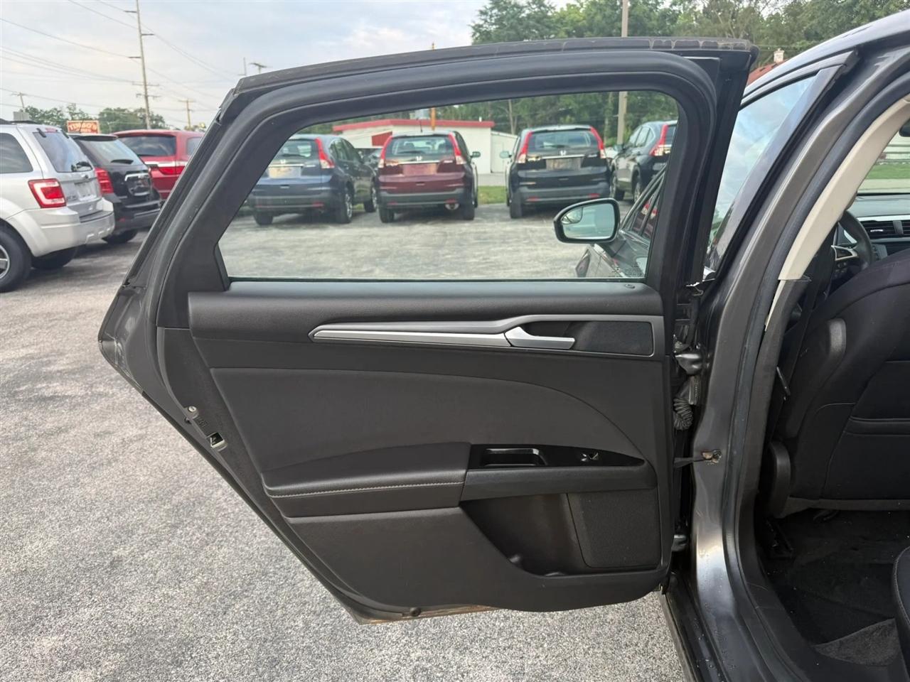 Ford Fusion SE 2014
