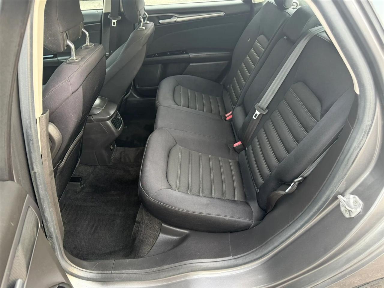 Ford Fusion SE 2014