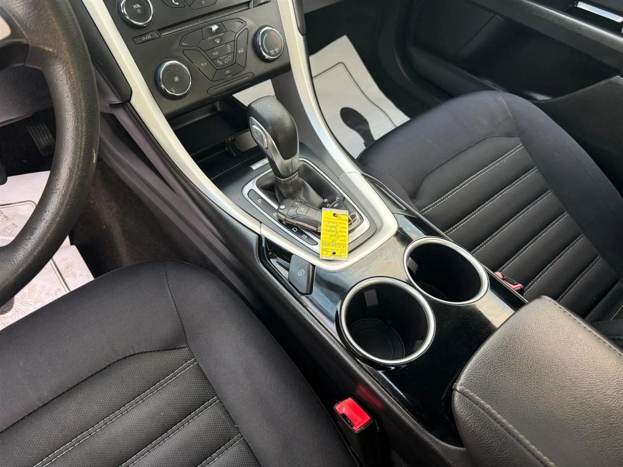 Ford Fusion SE 2014