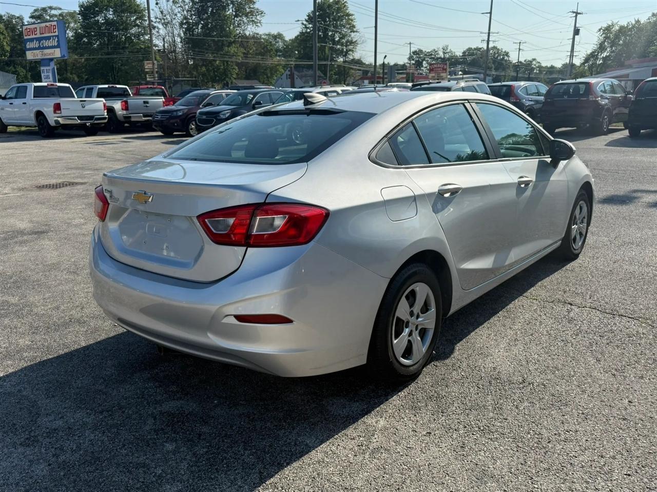Chevrolet Cruze LS Auto 2018