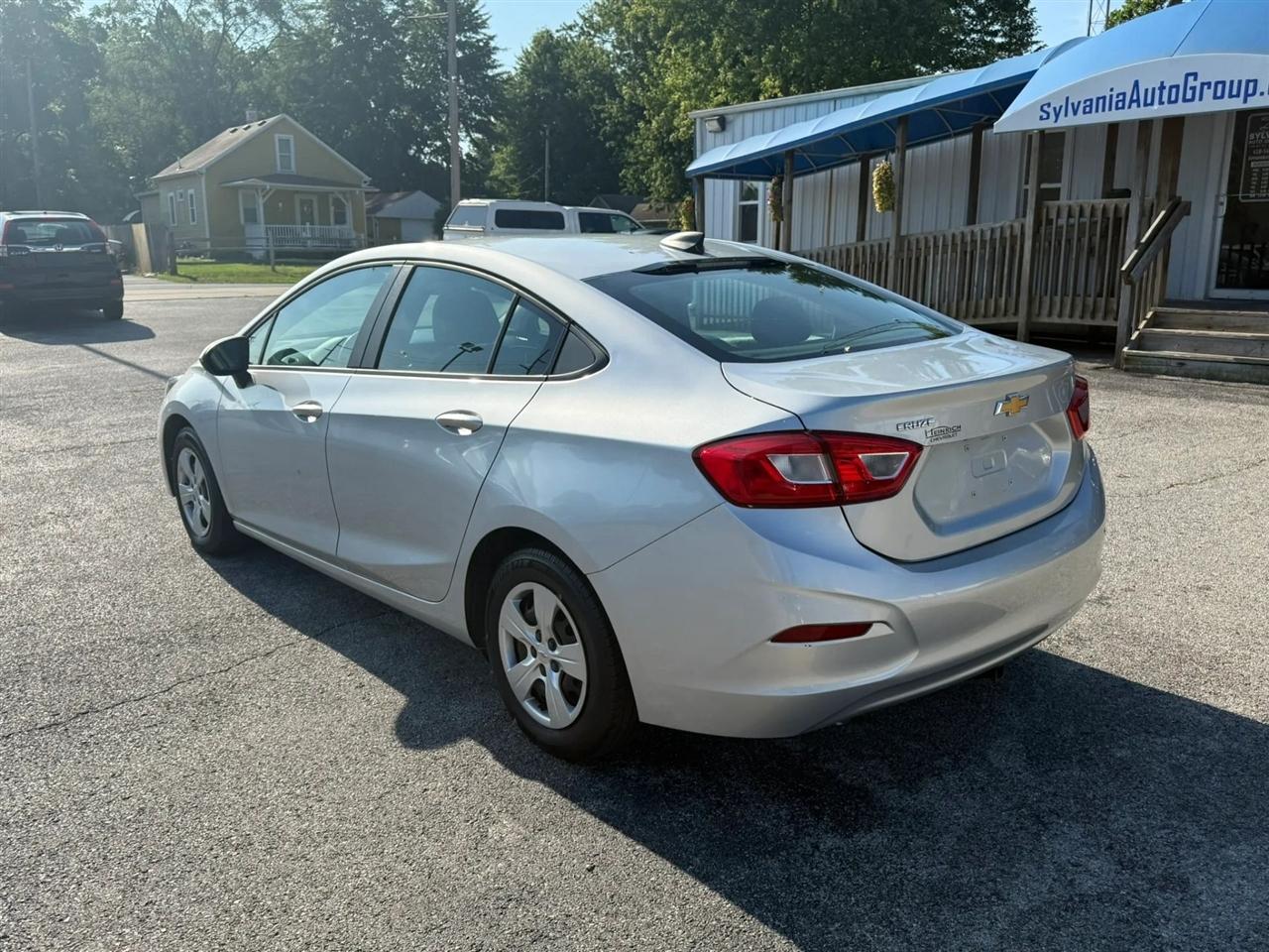 Chevrolet Cruze LS Auto 2018