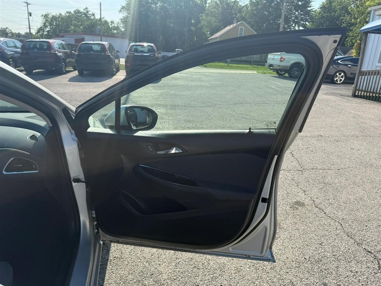 Chevrolet Cruze LS Auto 2018