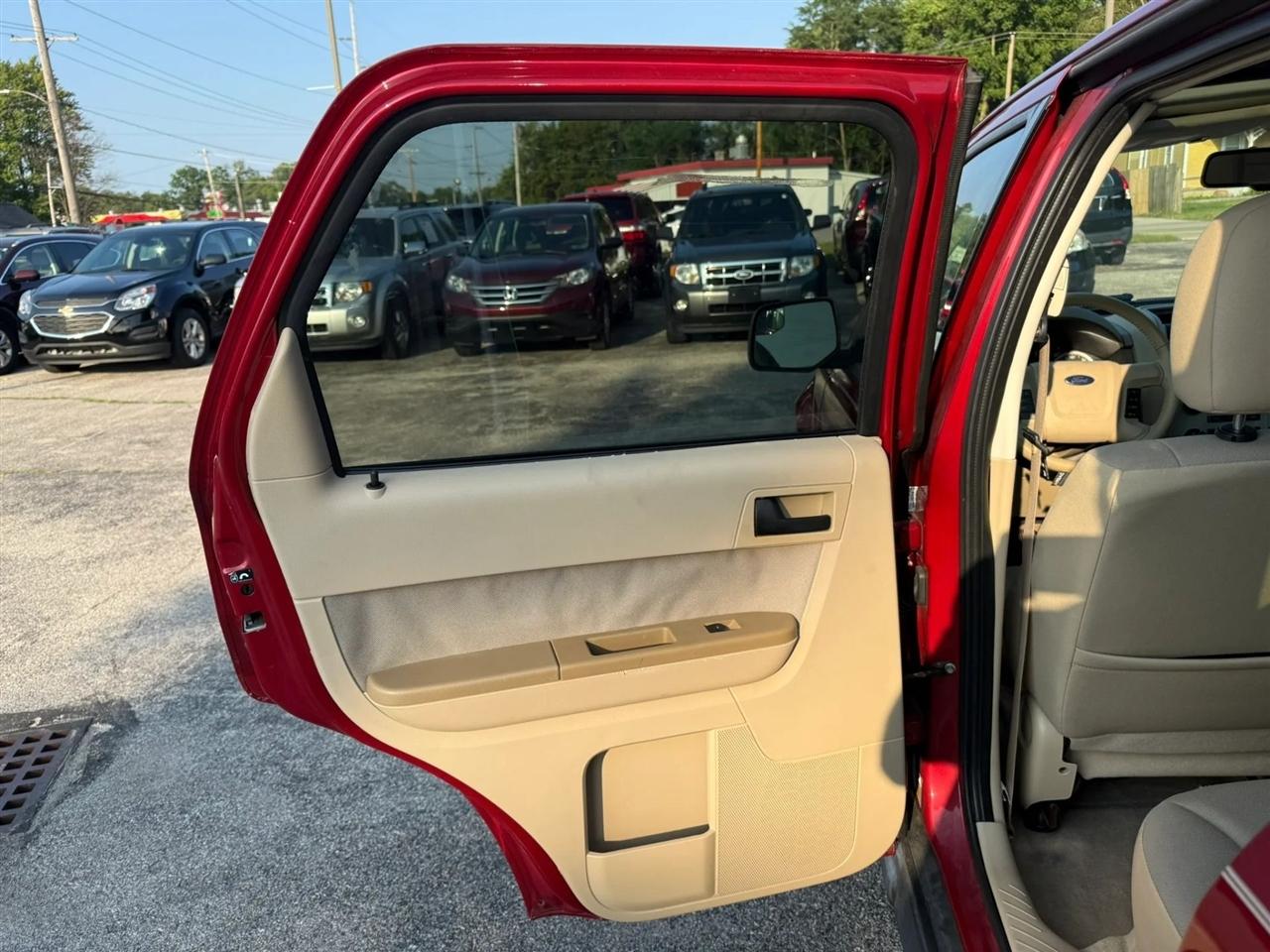Ford Escape XLT FWD 2011