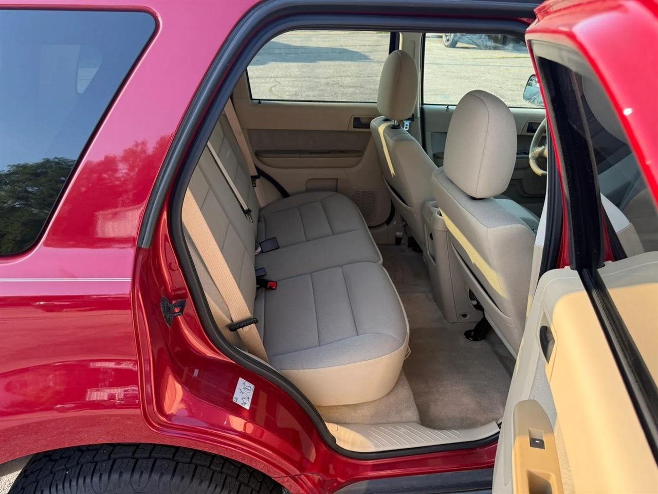 Ford Escape XLT FWD 2011