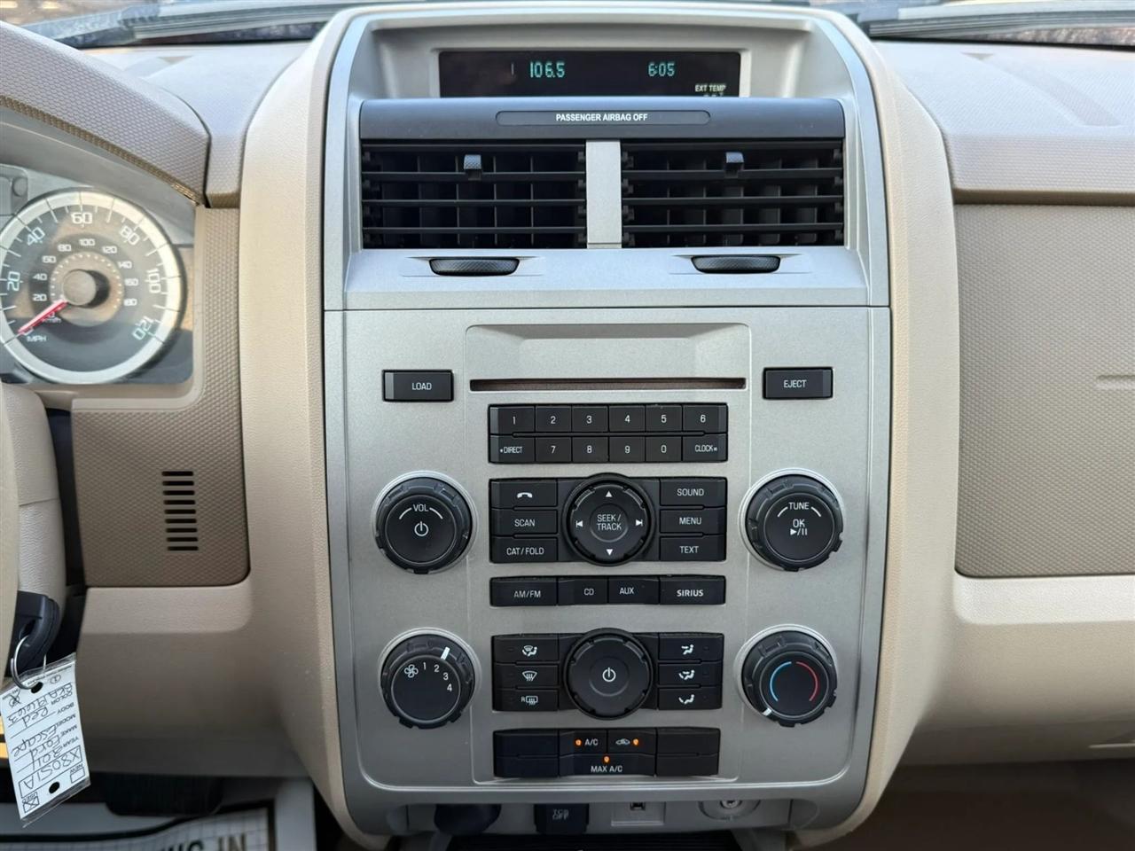 Ford Escape XLT FWD 2011