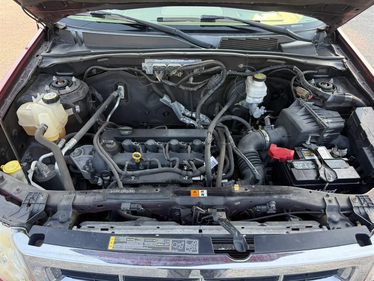 Ford Escape XLT FWD 2011